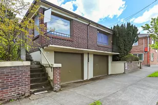 7102 N Interstate Ave, Portland, OR 97217 - Photo 1