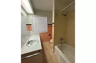 7102 N Interstate Ave, Portland, OR 97217 - Photo 32