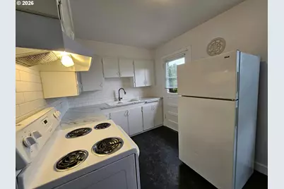 7102 N Interstate Ave, Portland, OR 97217 - Photo 22