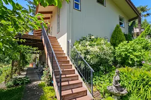 10059 SW 57th Pl, Portland, OR 97219 - Photo 36