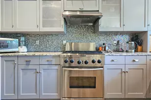 10059 SW 57th Pl, Portland, OR 97219 - Photo 16