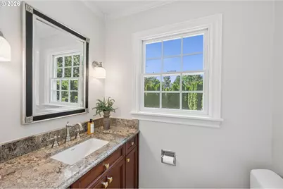 5120 SW Santa Monica Ct, Portland, OR 97221 - Photo 18