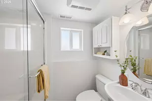 5120 SW Santa Monica Ct, Portland, OR 97221 - Photo 32