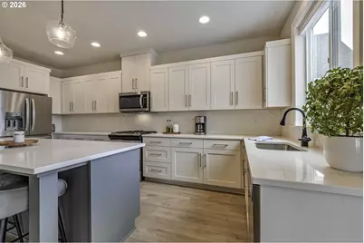 1004 NE 17th Ave, Canby, OR 97013 - Photo 20