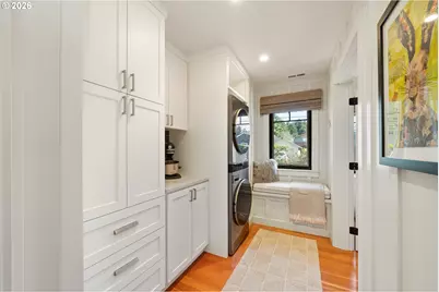 108 W Madison St, Cannon Beach, OR 97110 - Photo 28