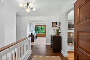 2850 SW Fairmount Blvd, Portland, OR 97239 - Photo 6