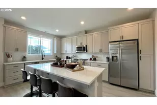16786 SW Leaf Ln, Portland, OR 97224 - Photo 26