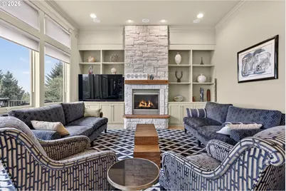 9742 NW Skyline Heights Dr, Portland, OR 97229 - Photo 12
