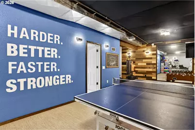 9742 NW Skyline Heights Dr, Portland, OR 97229 - Photo 32