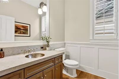 9742 NW Skyline Heights Dr, Portland, OR 97229 - Photo 10