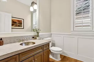 9742 NW Skyline Heights Dr, Portland, OR 97229 - Photo 10