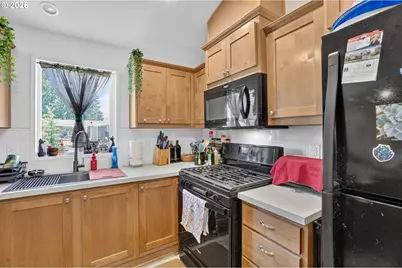 13531 Clairmont Way, Oregon City, OR 97045 - Photo 8