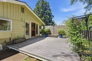 3025 Harris St, Eugene, OR 97405 - Photo 38