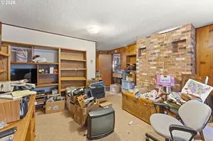 1309 Hawthorne Ave, Reedsport, OR 97467 - Photo 16