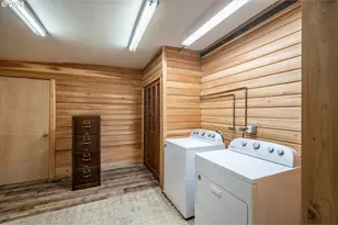 770 9th St SE, Bandon, OR 97411 - Photo 40