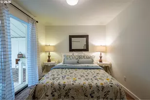 770 9th St SE, Bandon, OR 97411 - Photo 34