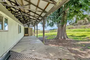 26900 Crow Rd, Eugene, OR 97402 - Photo 38