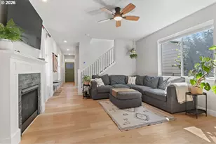 8971 N Drummond Ave, Portland, OR 97217 - Photo 2