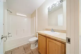 4802 SE 133rd Dr, Portland, OR 97236 - Photo 14