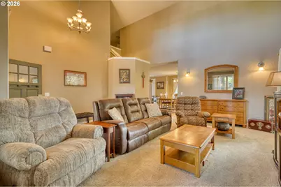35140 Roberts Ln, Saint Helens, OR 97051 - Photo 14