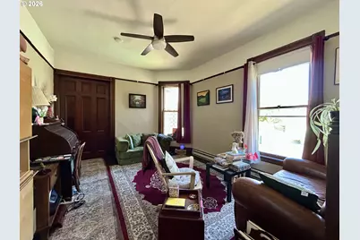 506 E 4th St, The Dalles, OR 97058 - Photo 12