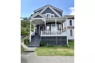 506 E 4th St, The Dalles, OR 97058 - Photo 1