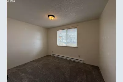 504 Lord St, Kelso, WA 98626 - Photo 12