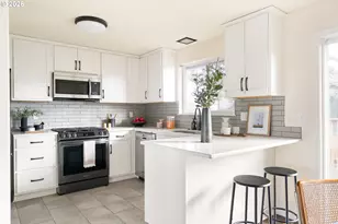 9216 SE Market St, Portland, OR 97216 - Photo 12