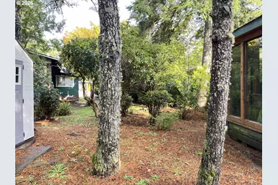 154 Outer Dr, Florence, OR 97439 - Photo 40