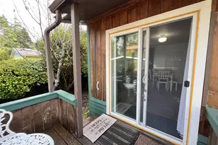 154 Outer Dr, Florence, OR 97439 - Photo 24