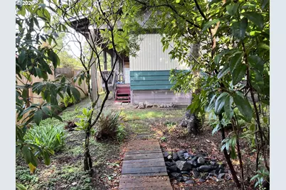 154 Outer Dr, Florence, OR 97439 - Photo 32