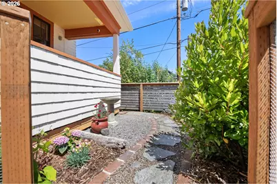 1692 Franklin Ave, Astoria, OR 97103 - Photo 36