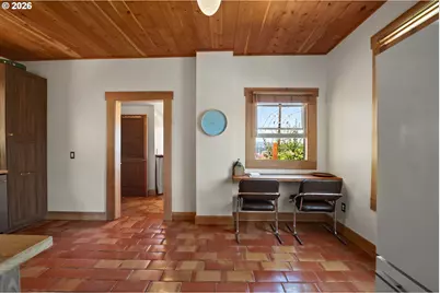 1692 Franklin Ave, Astoria, OR 97103 - Photo 10