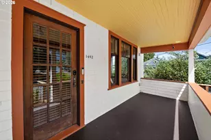 1692 Franklin Ave, Astoria, OR 97103 - Photo 2