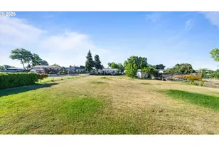 302 NW Columbia Ave, Boardman, OR 97818 - Photo 32