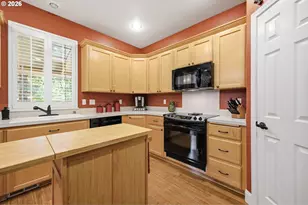 19515 SE 10th St, Camas, WA 98607 - Photo 8