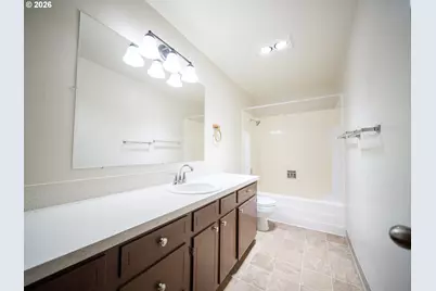 302 Monmouth Ave, Monmouth, OR 97361 - Photo 18