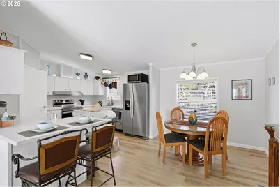 18345 NE Glisan St, Portland, OR 97230 - Photo 8