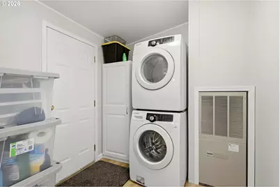 18345 NE Glisan St, Portland, OR 97230 - Photo 20