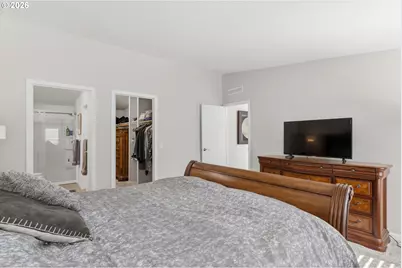 18345 NE Glisan St, Portland, OR 97230 - Photo 16