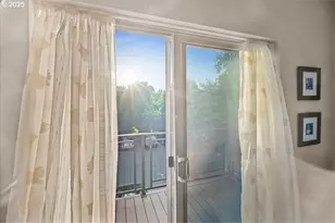 680 NE Adwick Dr, Hillsboro, OR 97006 - Photo 18