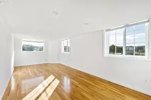 323 Madison Ave, Bandon, OR 97411 - Photo 30