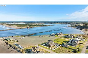 323 Madison Ave, Bandon, OR 97411 - Photo 44