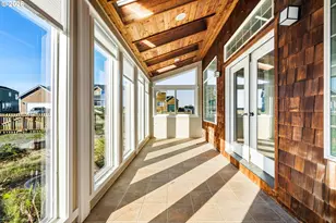 323 Madison Ave, Bandon, OR 97411 - Photo 42