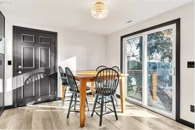 3740 Marshall Ave, Eugene, OR 97402 - Photo 8