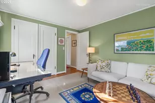 2600 SW Crestdale Dr, Portland, OR 97225 - Photo 22