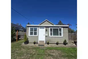 1875 W 18th Ave, Eugene, OR 97402 - Photo 2