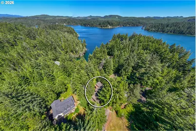 4995 Lake Dr, Florence, OR 97439 - Photo 10