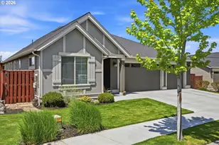 855 NE Hudspeth Cir, Prineville, OR 97754 - Photo 2