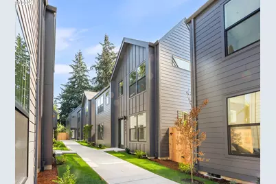 9217 N Seneca St, Portland, OR 97203 - Photo 1